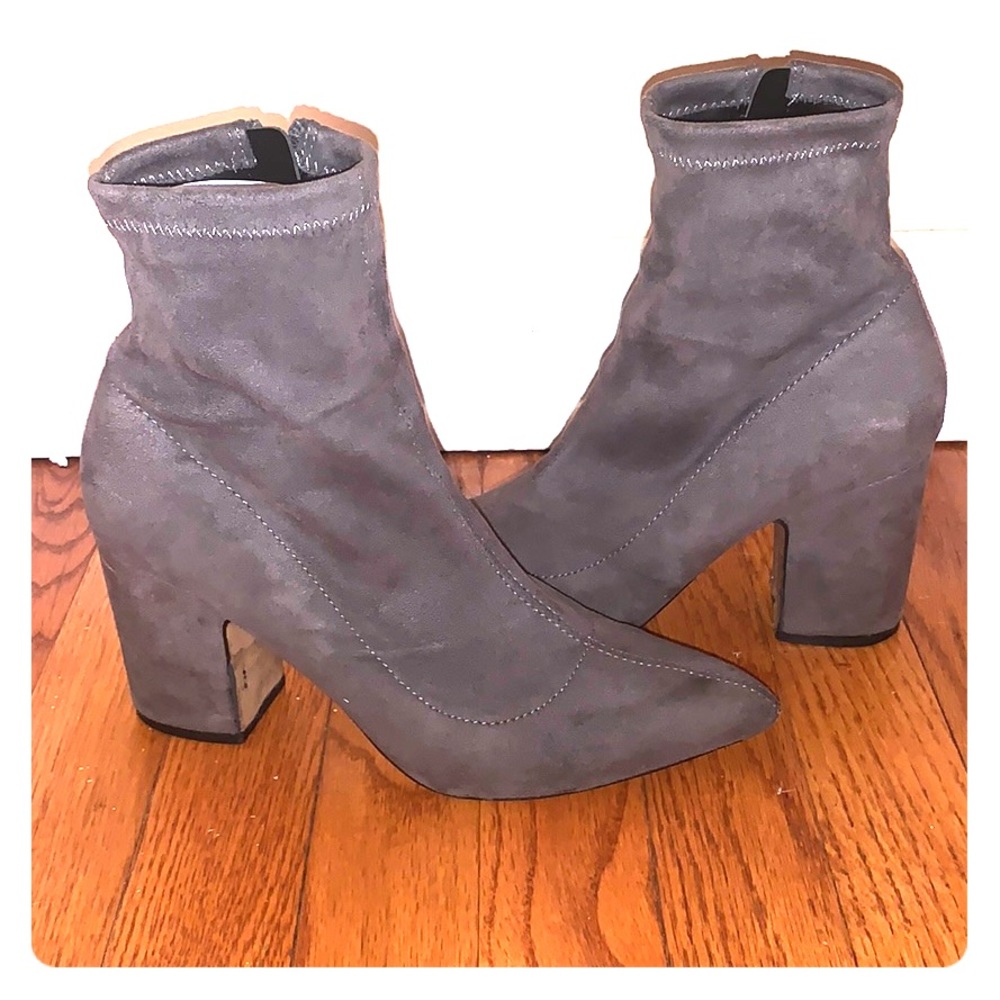 Steve Madden grey suede booties